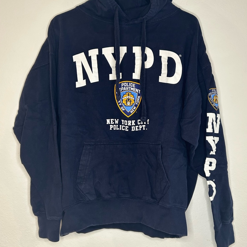 Officially Licensed NYPD Super Soft Navy Blue Long Sleeve NYPD Hoodie Size YL